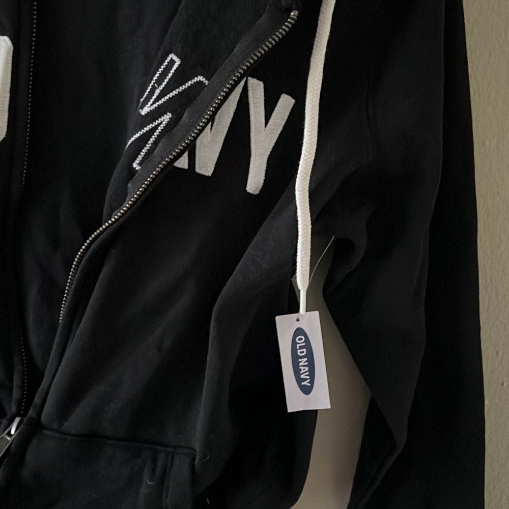 Old Navy Set - Picture 4 of 5